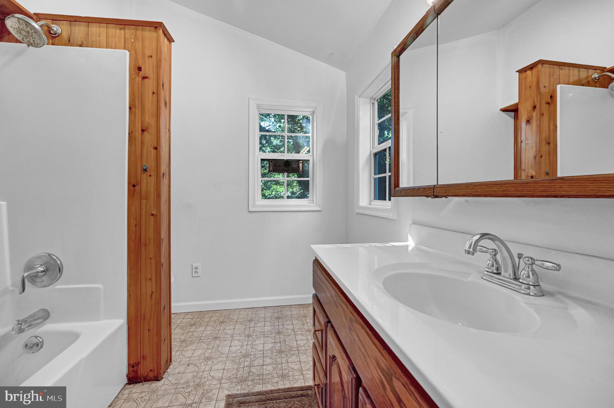 386 Neill Run Road Delta, PA 17314 - Photo 26 of 42 Gallery Image 26