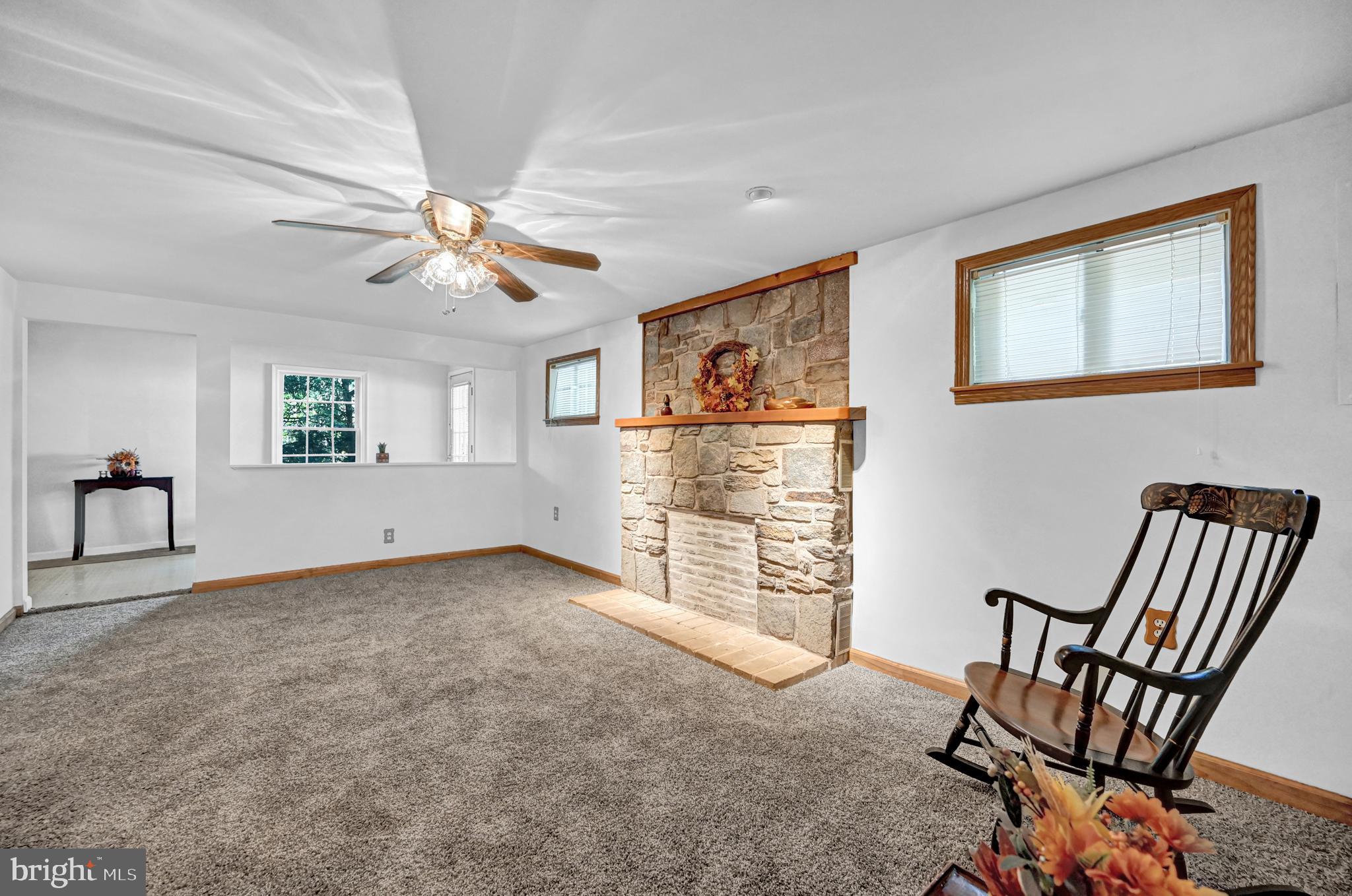 386 Neill Run Road Delta, PA 17314 - Photo 3 of 42 Gallery Image 3