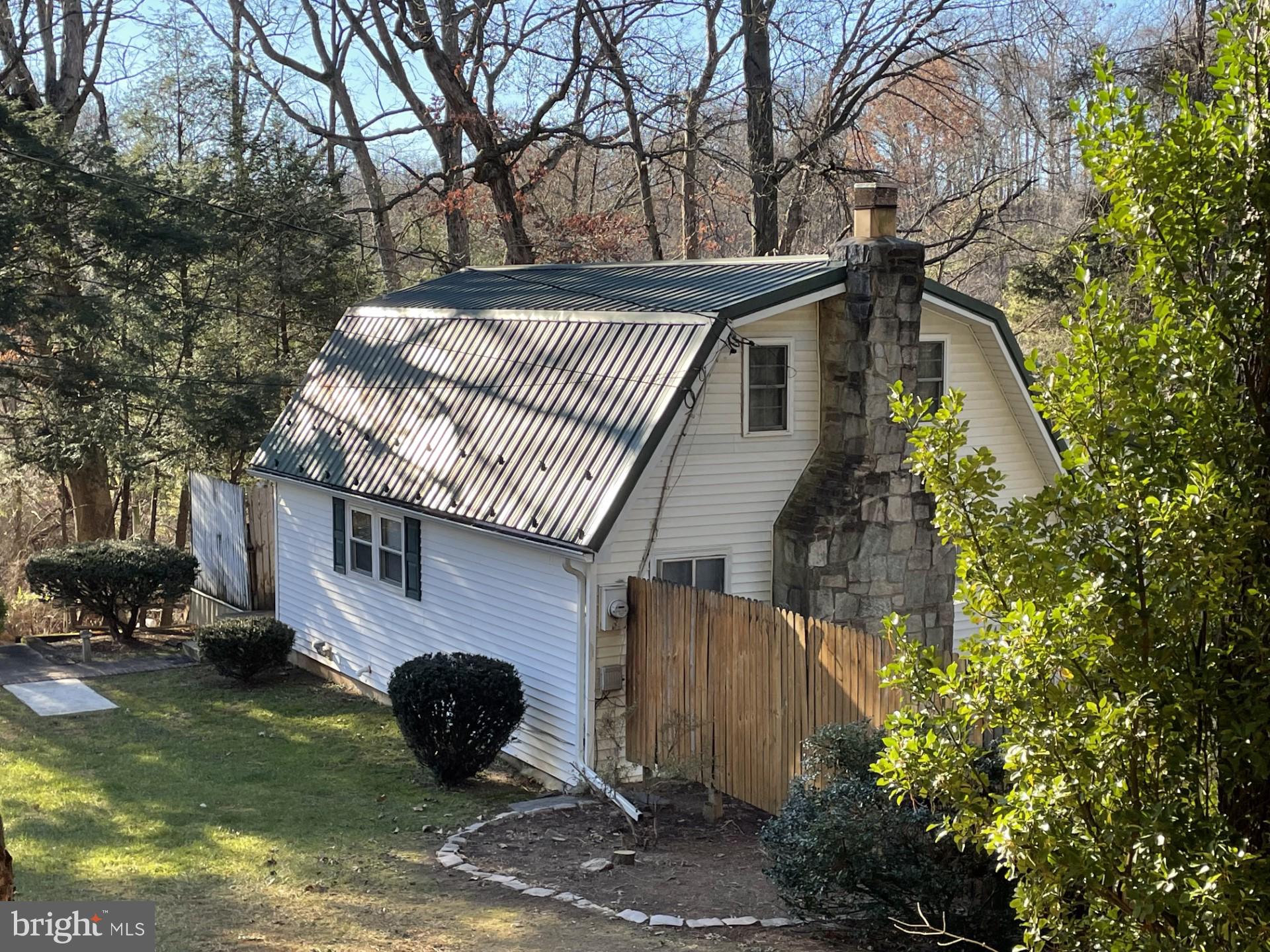 386 Neill Run Road Delta, PA 17314 - Photo 7 of 42 Gallery Image 7