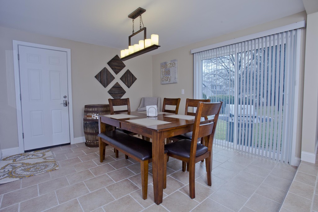 5 Hazel Street West Springfield, MA 01089 - Photo 11 of 24 Gallery Image 11