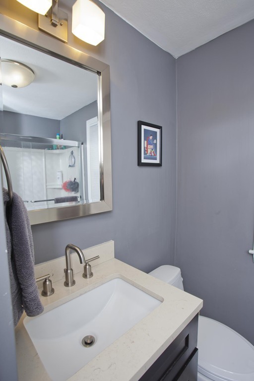 5 Hazel Street West Springfield, MA 01089 - Photo 15 of 24 Gallery Image 15