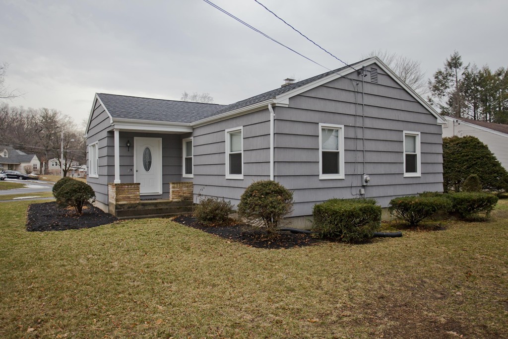 5 Hazel Street West Springfield, MA 01089 - Photo 23 of 24 Gallery Image 23