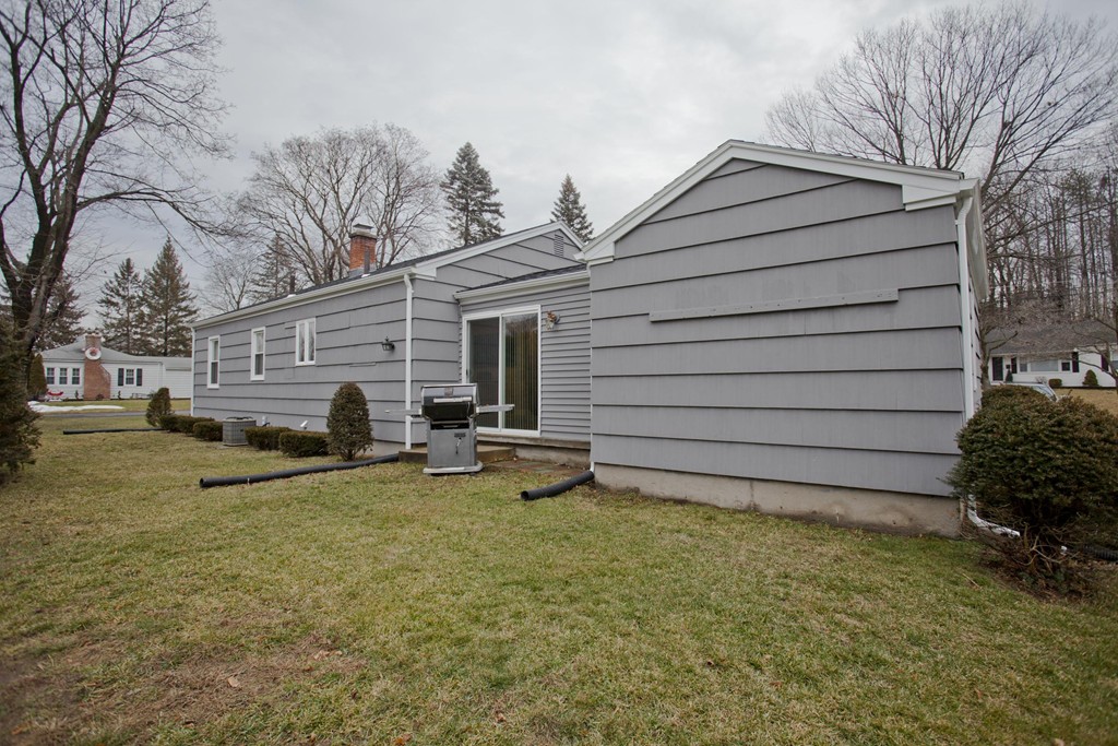 5 Hazel Street West Springfield, MA 01089 - Photo 3 of 24 Gallery Image 3