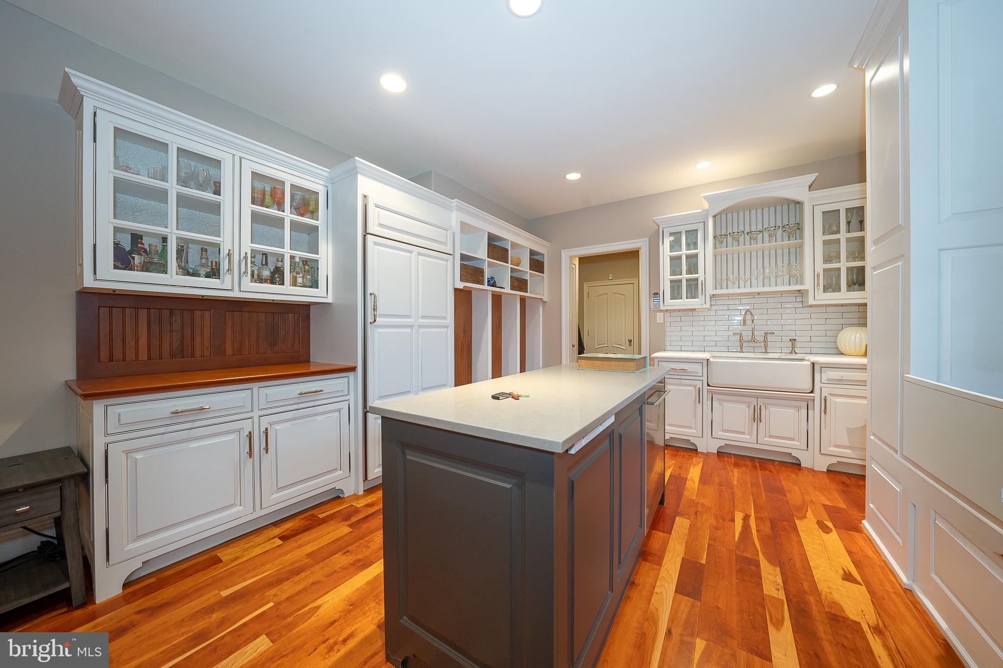1122 Brynlawn Road Villanova, PA 19085 - Photo 29 of 46 a kitchen that has a sink and a stove in it