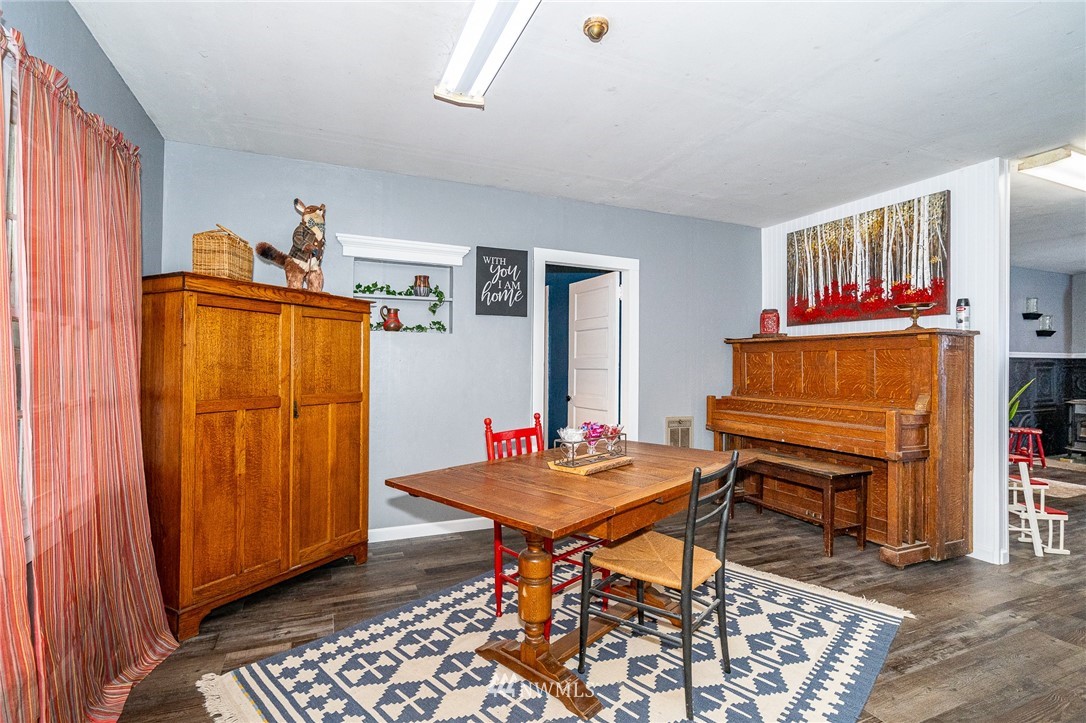 115 Gore Road Onalaska, WA 98570 - Photo 10 of 25 Gallery Image 10