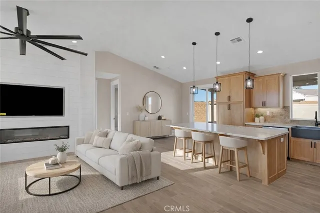 $475,000 | 16618 Country Ranch Court, Victorville, CA 92395