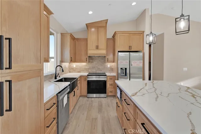 $475,000 | 16618 Country Ranch Court, Victorville, CA 92395