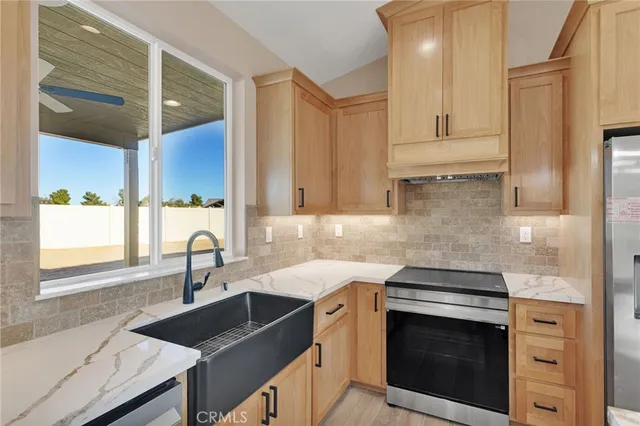 $475,000 | 16618 Country Ranch Court, Victorville, CA 92395