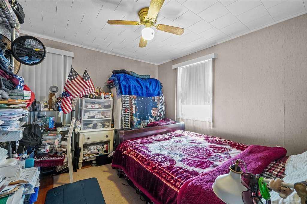 284 Broadway Fall River, MA 02721 - Photo 32 of 42