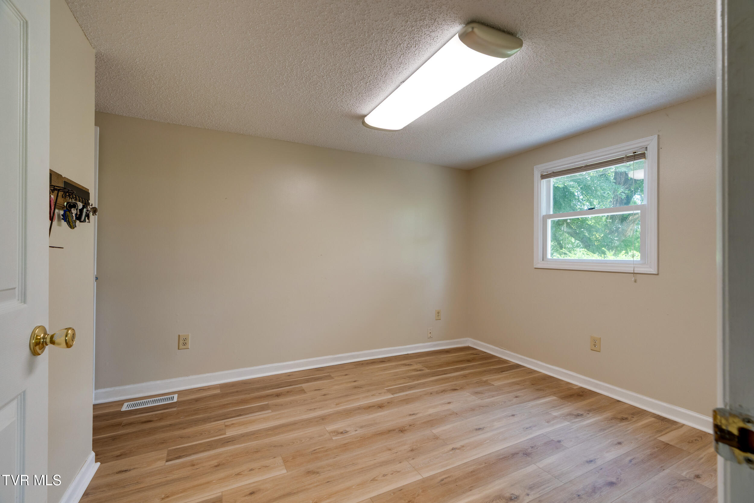 208 Buffalo Road Bluff City, TN 37618 - Photo 23 of 90 023
