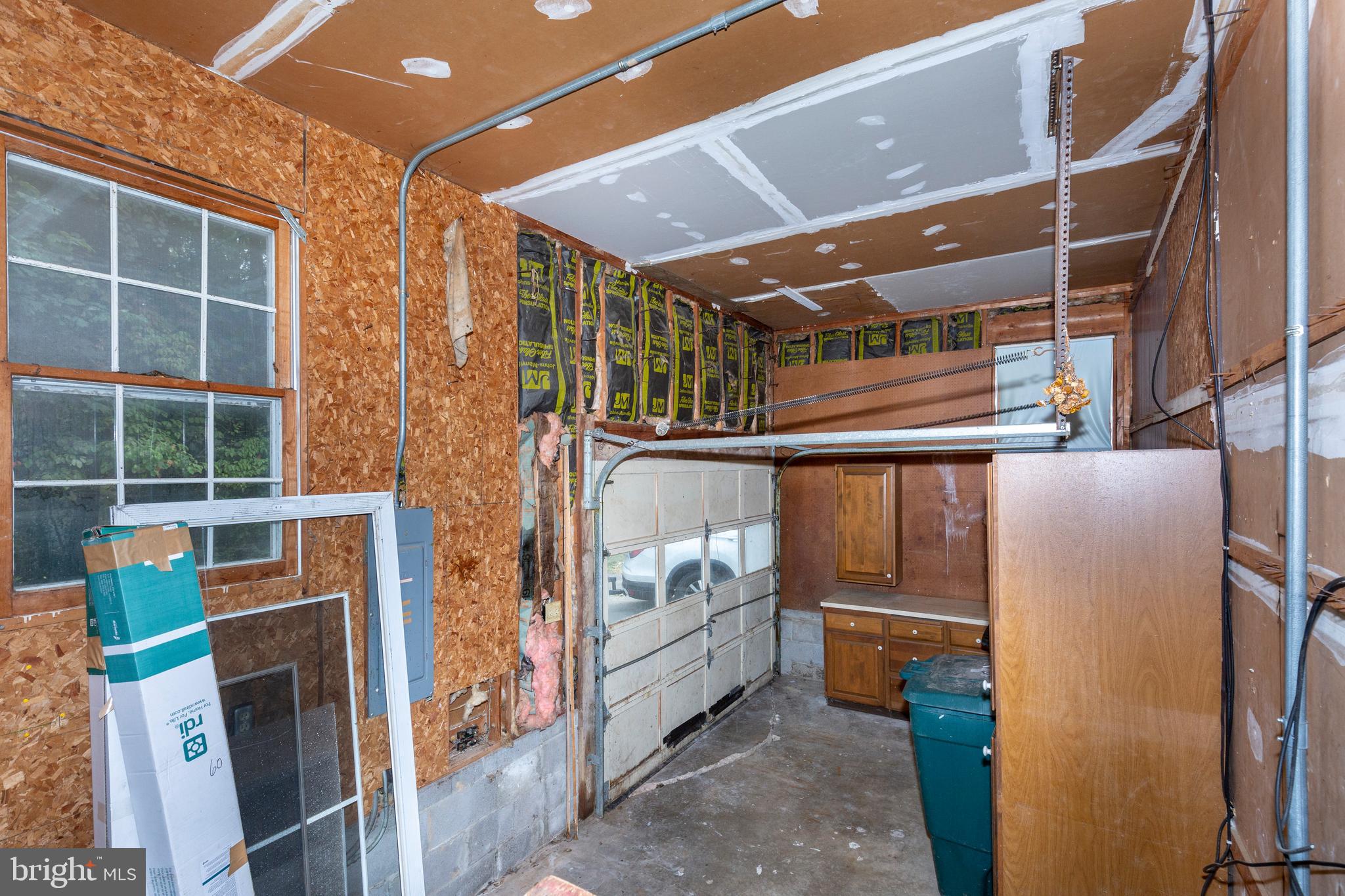 228 Leppo Road Westminster, MD 21158 - Photo 38 of 73 Garage converted to workshop