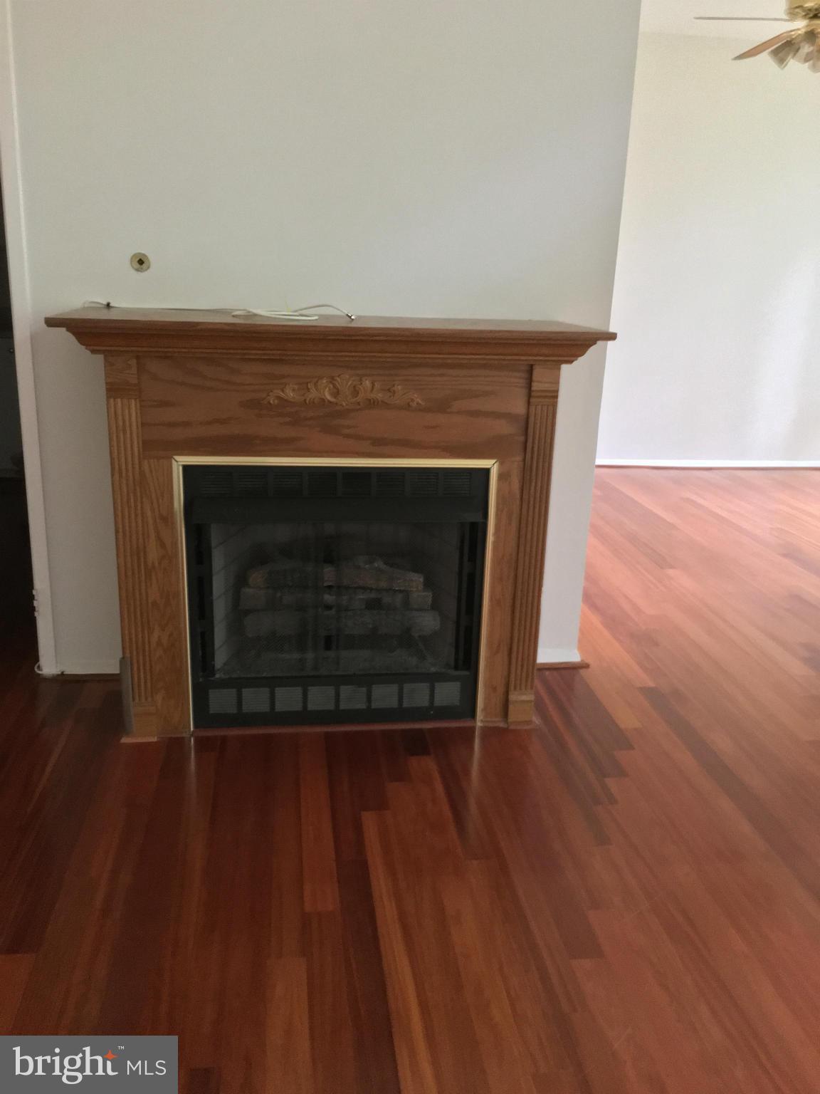 2114 Green Watch Way, Unit 300 Reston, VA 20191 - Photo 4 of 24 Family Room