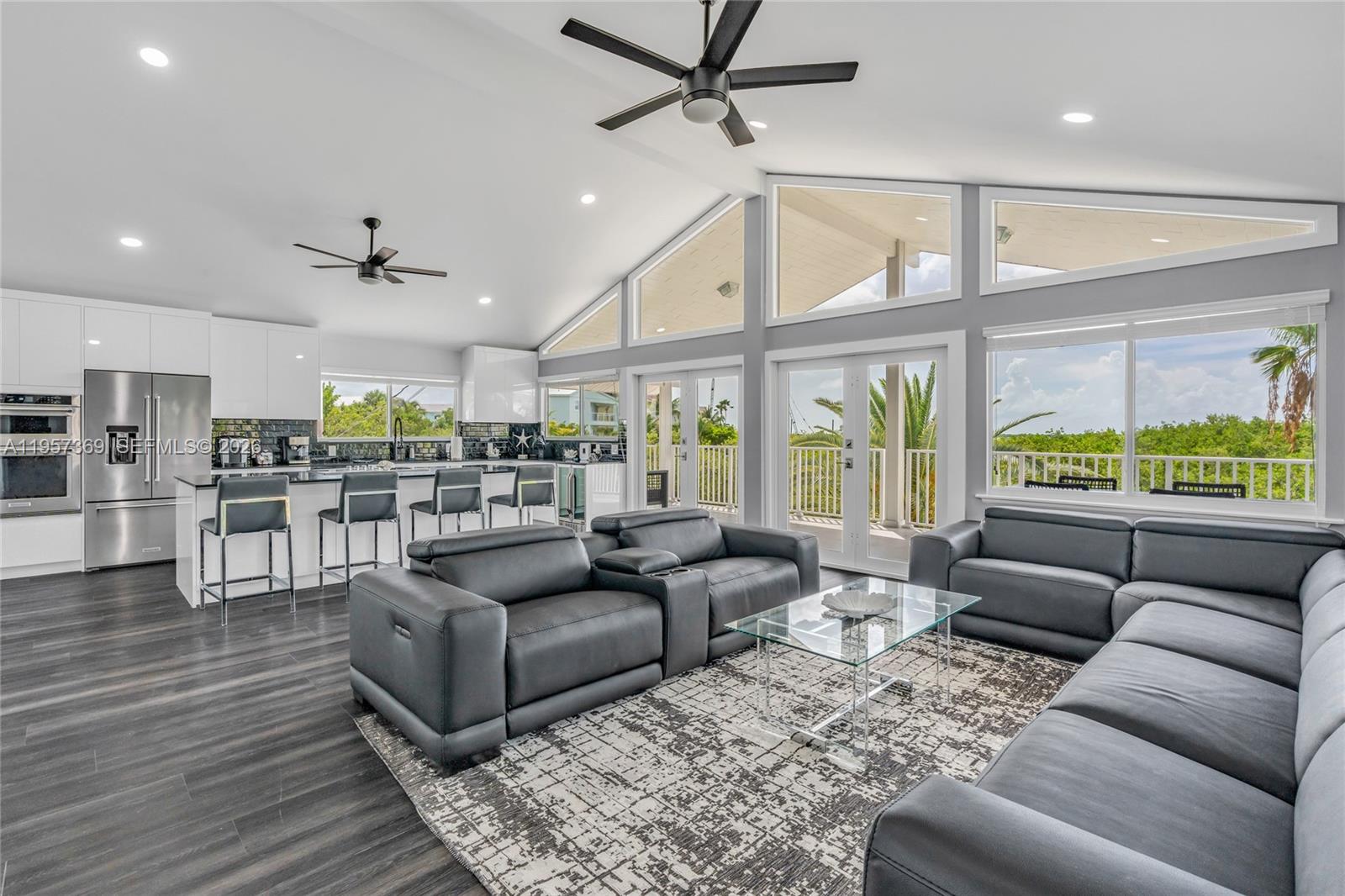 90 North Bounty Lane Key Largo, FL 33037 - Photo 7 of 39