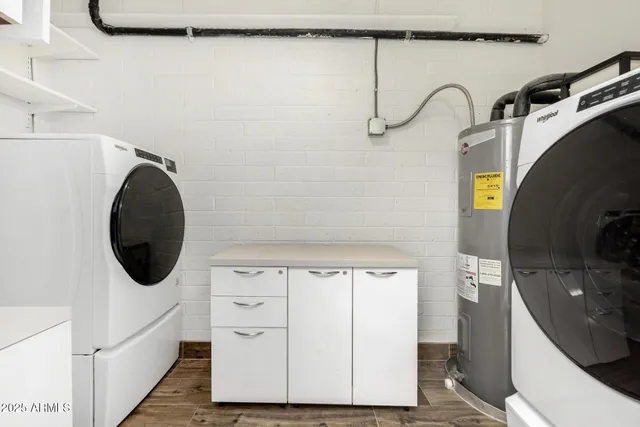 $1,885 | 8430 North 34th Drive, Phoenix, AZ 85051