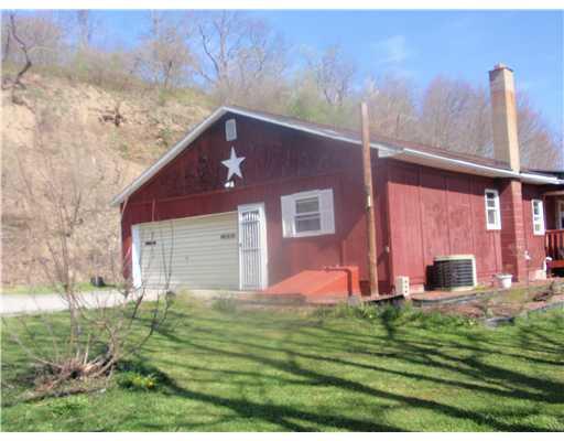 199 State Rte 2003 Shelocta, PA 15774 - Photo 2 of 5 Exterior Back.