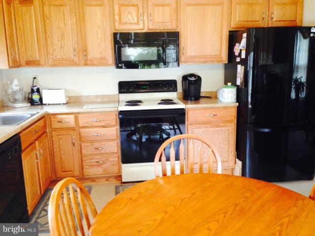 521 Clarks Run Road La Plata, MD 20646 - Photo 5 of 22 Kitchen