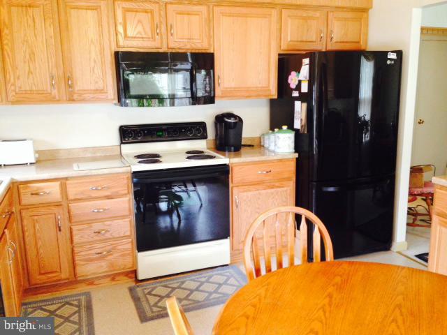 521 Clarks Run Road La Plata, MD 20646 - Photo 6 of 22 Kitchen
