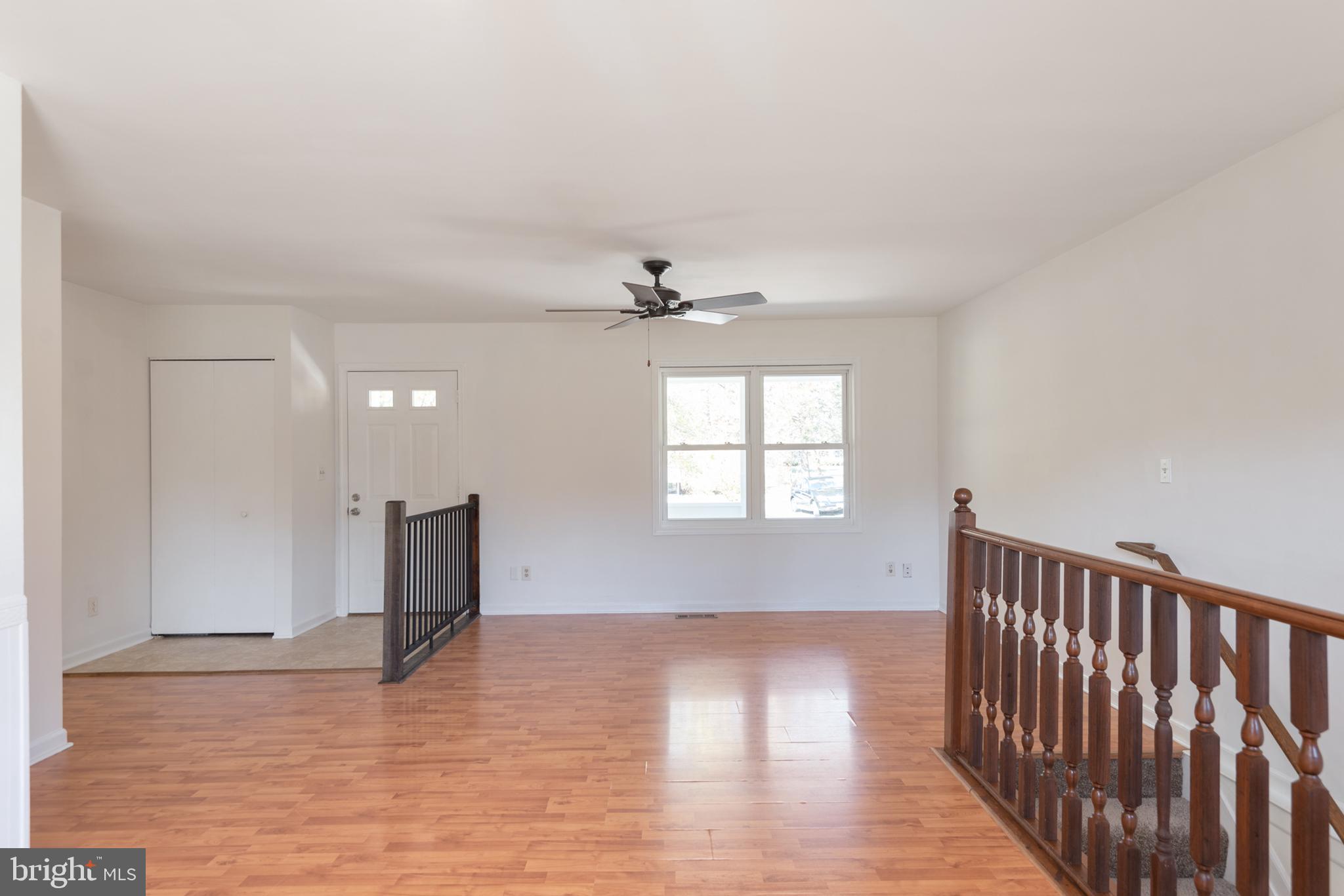 8324 Marye Road Partlow, VA 22534 - Photo 12 of 46 Living Room