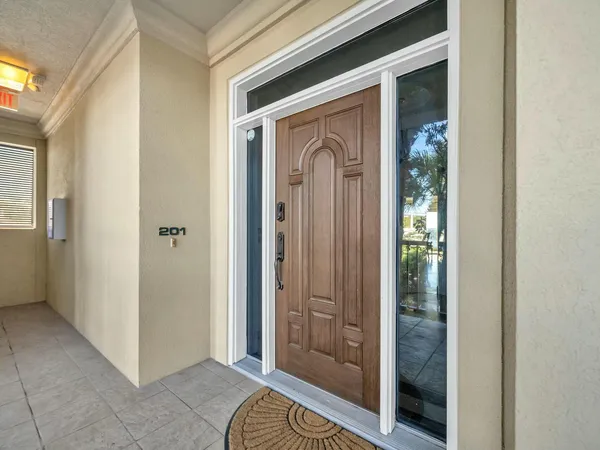 $1,119,000 | 602 Harbor Boulevard, Unit 201, Destin, FL 32541