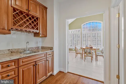 $1,575,000 | 5802 Ridings Manor Place, Centreville, VA 20120