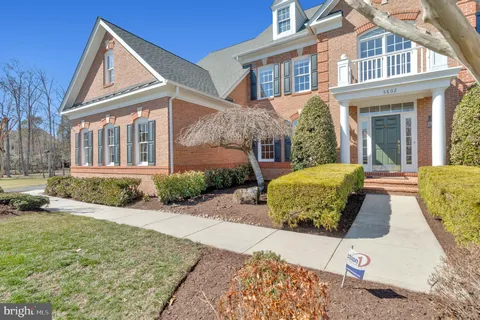 $1,575,000 | 5802 Ridings Manor Place, Centreville, VA 20120