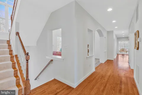 $1,575,000 | 5802 Ridings Manor Place, Centreville, VA 20120