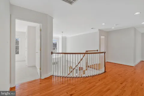 $1,575,000 | 5802 Ridings Manor Place, Centreville, VA 20120