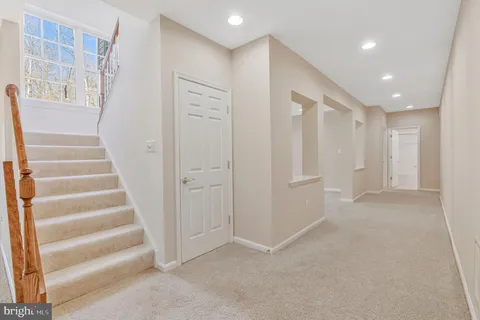 $1,575,000 | 5802 Ridings Manor Place, Centreville, VA 20120