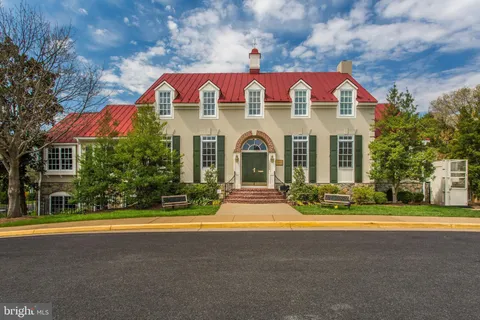 $1,575,000 | 5802 Ridings Manor Place, Centreville, VA 20120