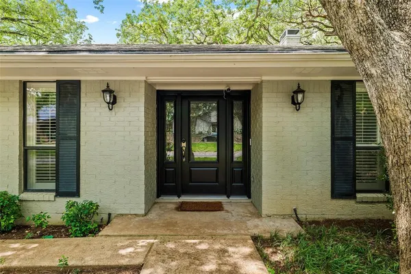 $535,000 | 1804 Hillvalley Drive, Arlington, TX 76013