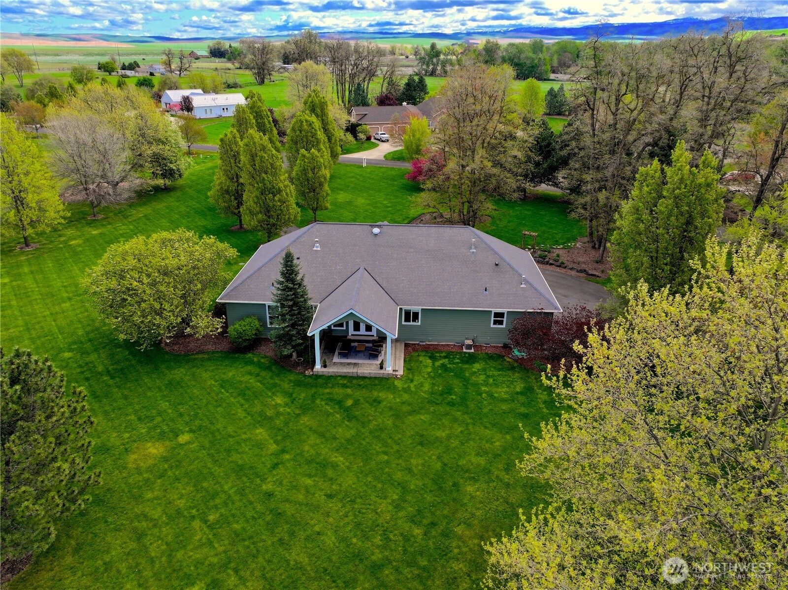 236 Looking Glass Road Walla Walla, WA 99362 - Photo 28 of 36