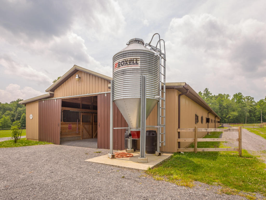 430 No Pone Valley Road Northwest Georgetown, TN 37336 - Photo 84 of 130 104