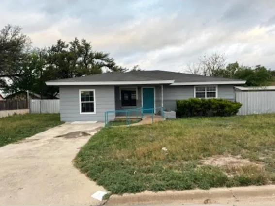 $107,500 | 15 Burleson Street, Eden, TX 76837