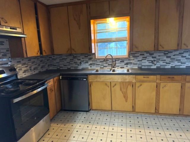 15 Burleson Street Eden, TX 76837 - Photo 7 of 14