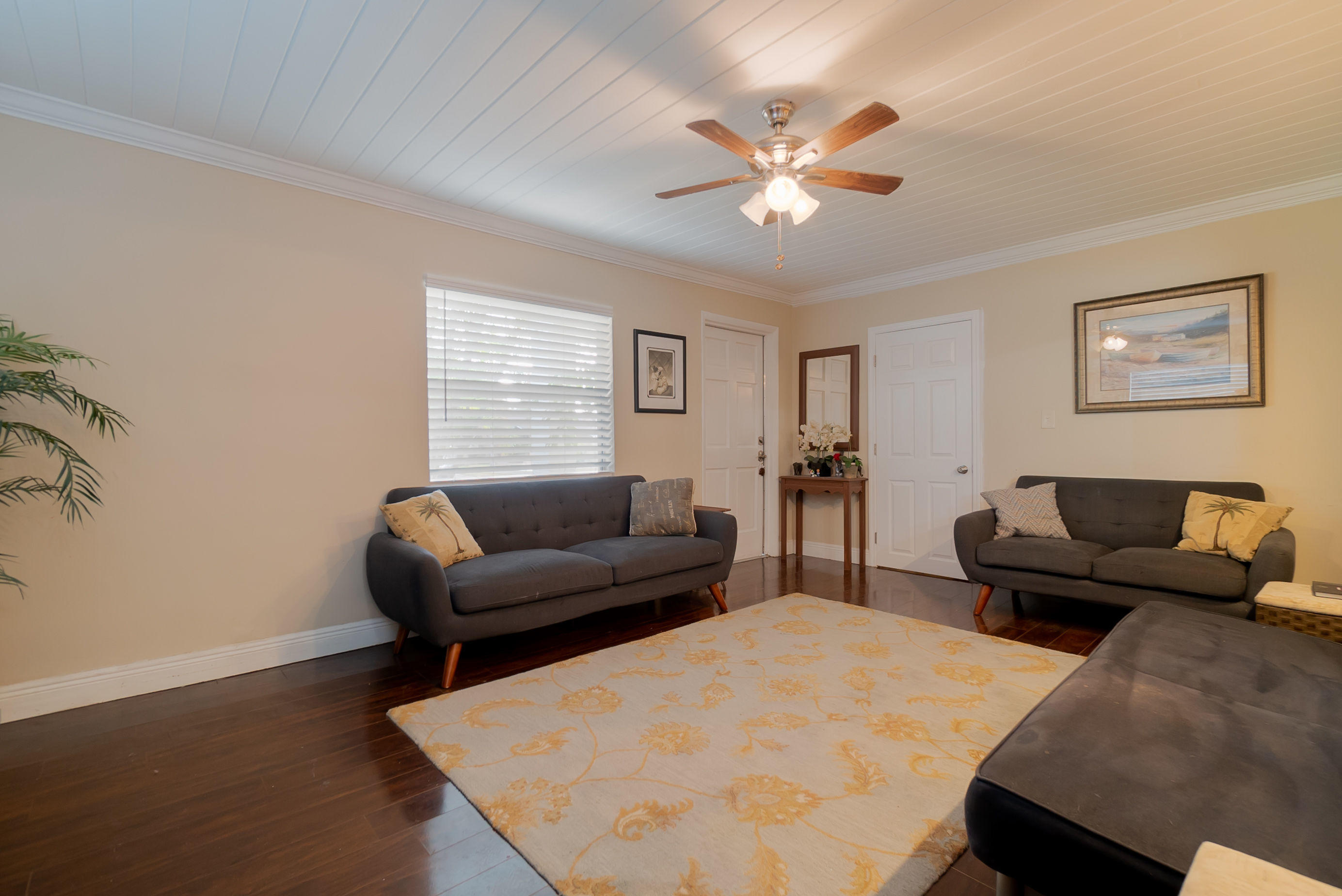 1901 Redbank Road North Palm Beach, FL 33408 - Photo 3 of 23 LIVING