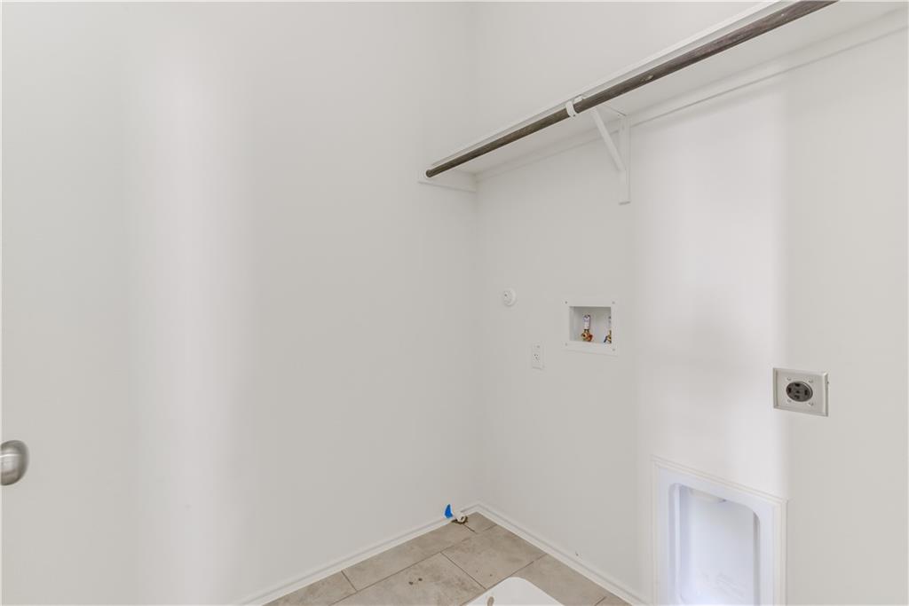 712 Affazia Lane Georgetown, TX 78628 - Photo 29 of 40 a view of small space