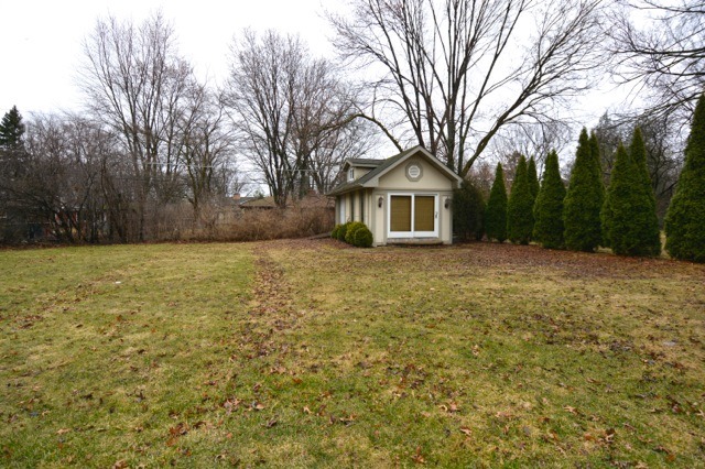 251 Red Oak Road Northbrook, IL 60062 - Photo 17 of 25