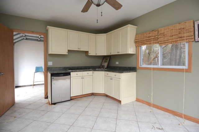 251 Red Oak Road Northbrook, IL 60062 - Photo 19 of 25
