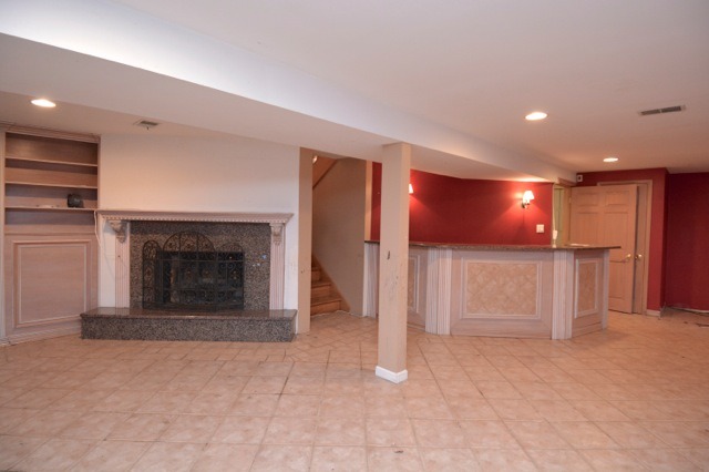 251 Red Oak Road Northbrook, IL 60062 - Photo 9 of 25