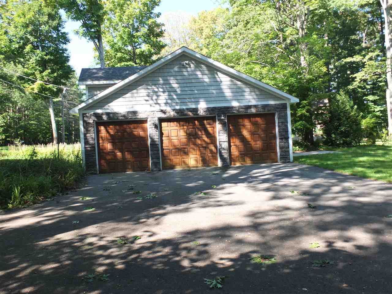 2681 Tonawanda Road Grawn, MI 49637 - Photo 6 of 28 1867576-5.JPG