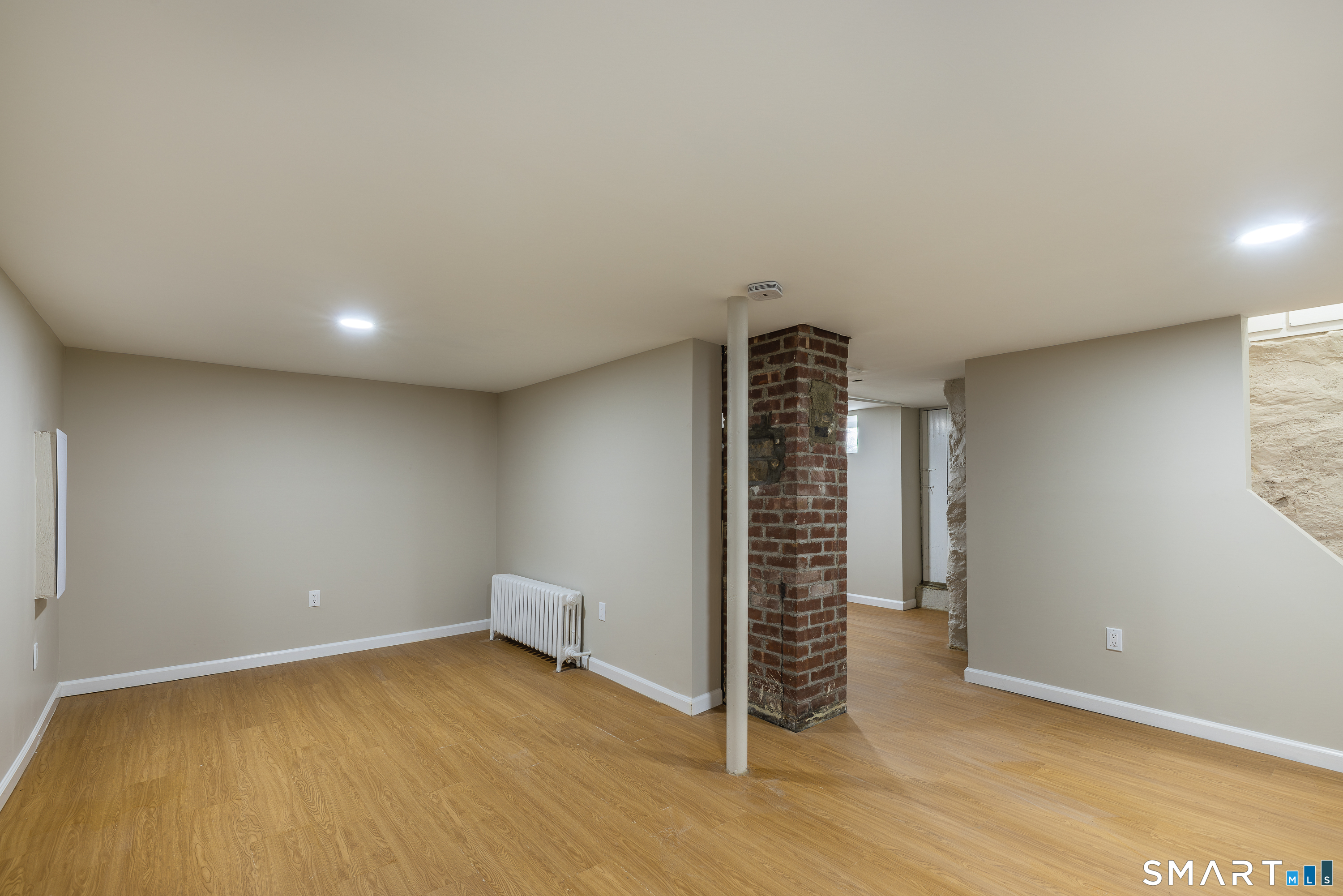 191 Anson Street Stratford, CT 06614 - Photo 17 of 40