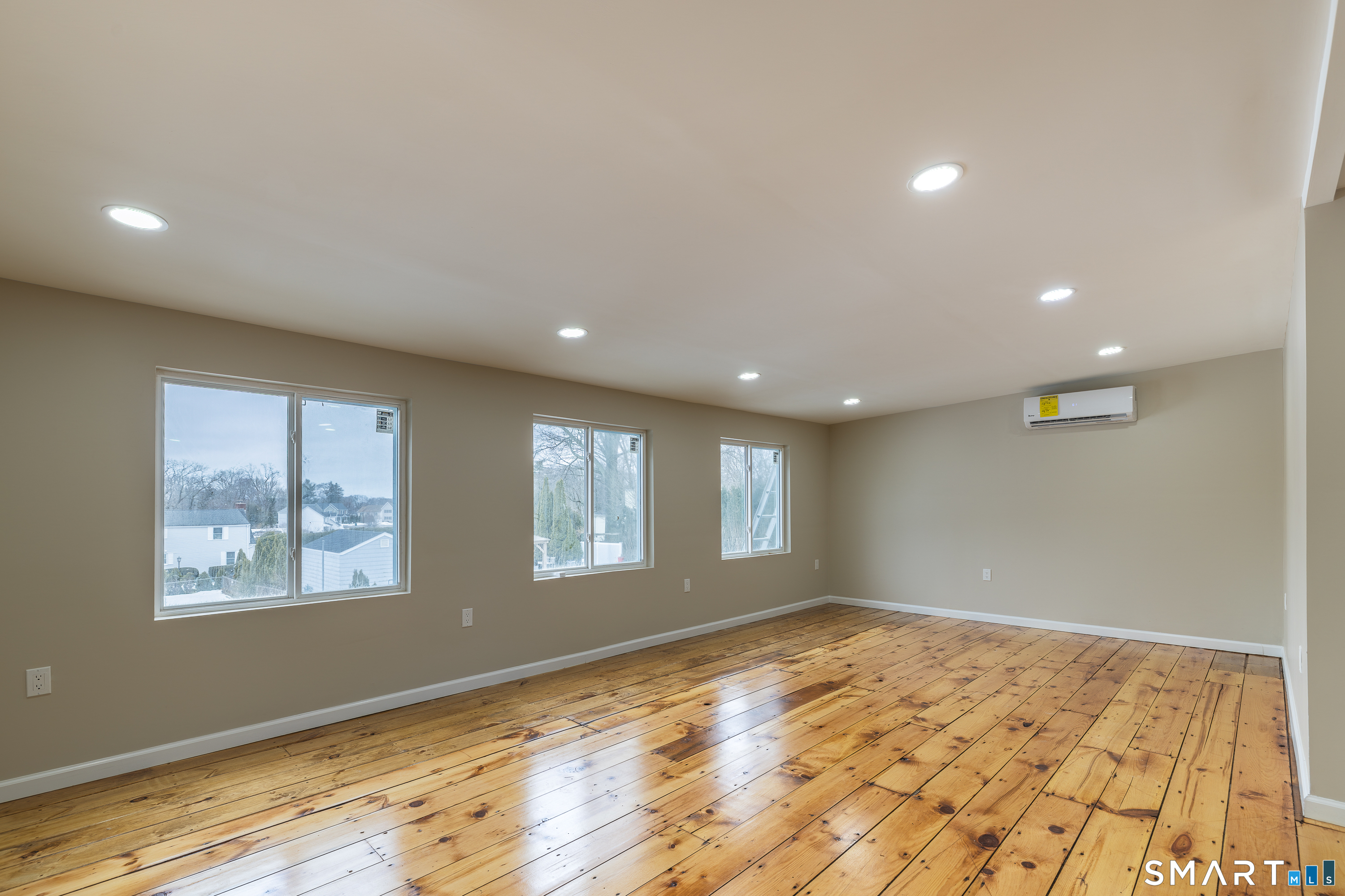 191 Anson Street Stratford, CT 06614 - Photo 19 of 40