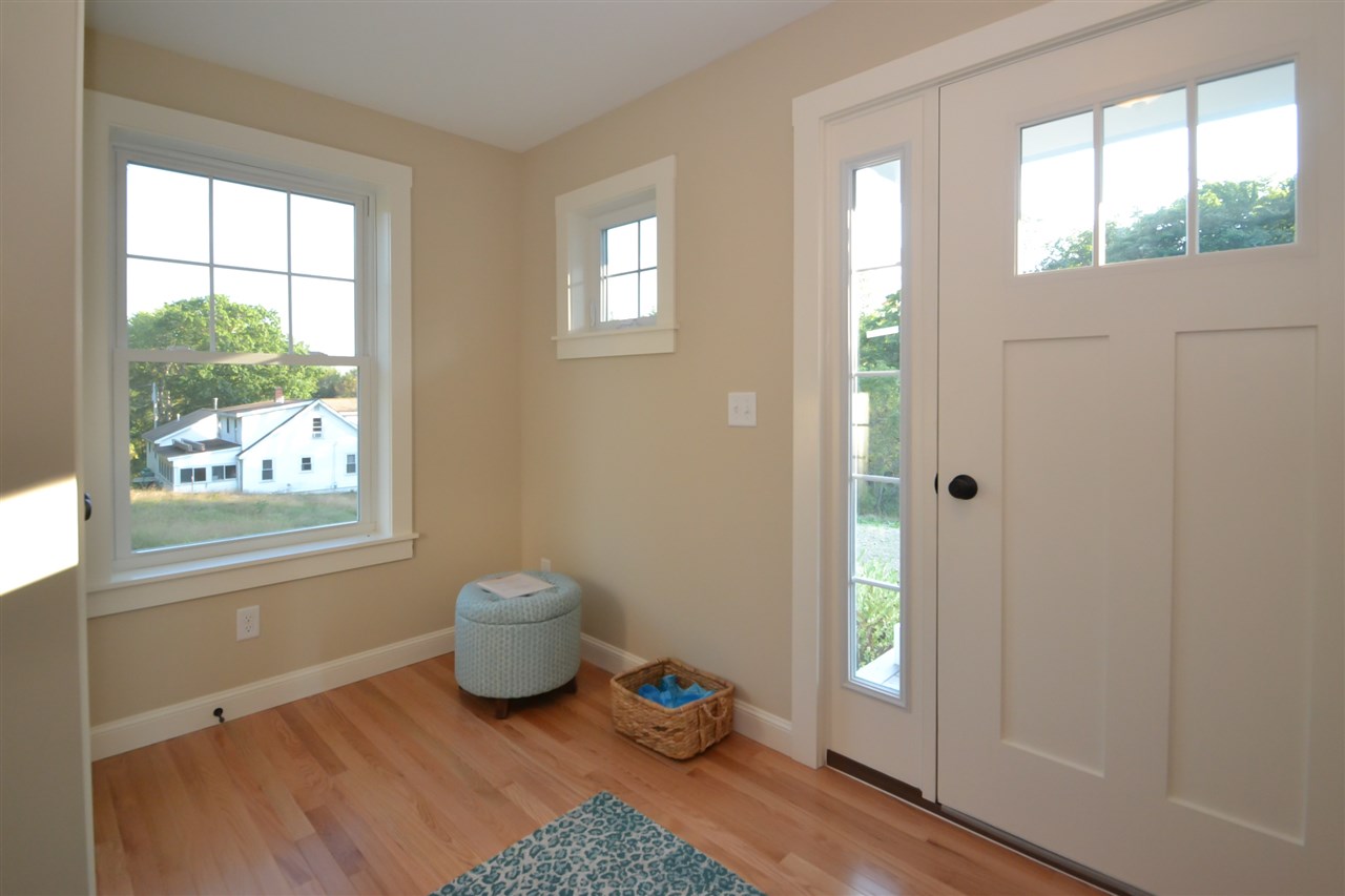 212 Chesley Hill Road Rochester, NH 03839 - Photo 5 of 26