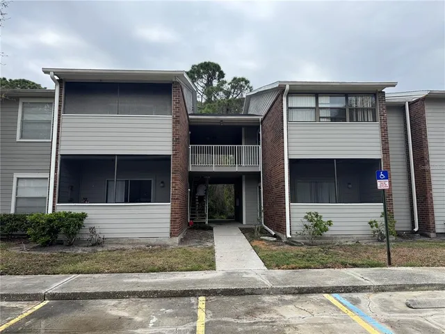 $1,950 | 1400 Gandy Boulevard North, Unit 903, St. Petersburg, FL 33702