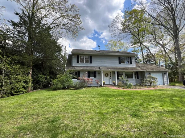 $1,350,000 | 55 Leafy Way, Aquebogue, NY 11901