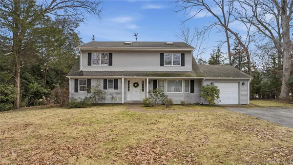 $1,475,000 | 55 Leafy Way, Aquebogue, NY 11901