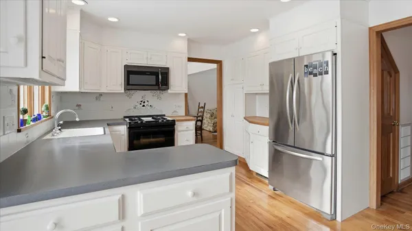 $1,475,000 | 55 Leafy Way, Aquebogue, NY 11901