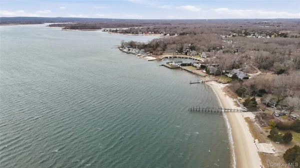 $1,475,000 | 55 Leafy Way, Aquebogue, NY 11901