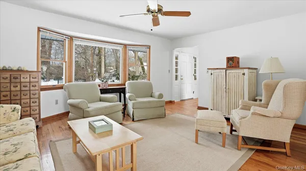 $1,475,000 | 55 Leafy Way, Aquebogue, NY 11901