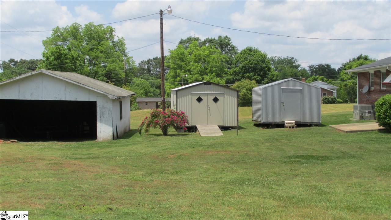 1122 Broadway Lake Road Anderson, SC 29621 - Photo 12 of 13 Gallery Image 12